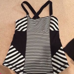 LuLu Lemon top and pant set.